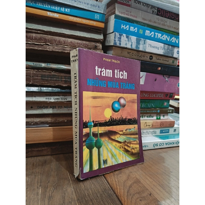 Trầm tích những mùa trăng - Phạm Trạch 958396