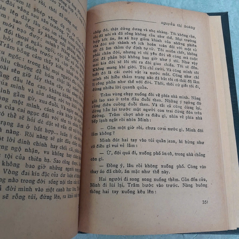 VÒNG TAY HỌC TRÒ - NGUYỄN THỊ HOÀNG 547502