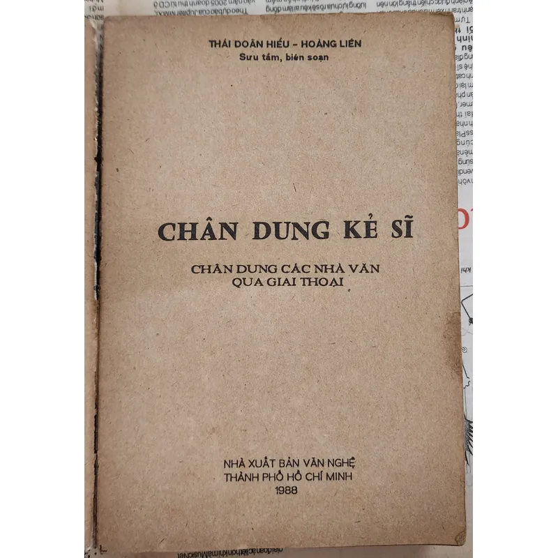 CHÂN DUNG KẺ SĨ - chân dung các nhà văn qua giai thoại 726779