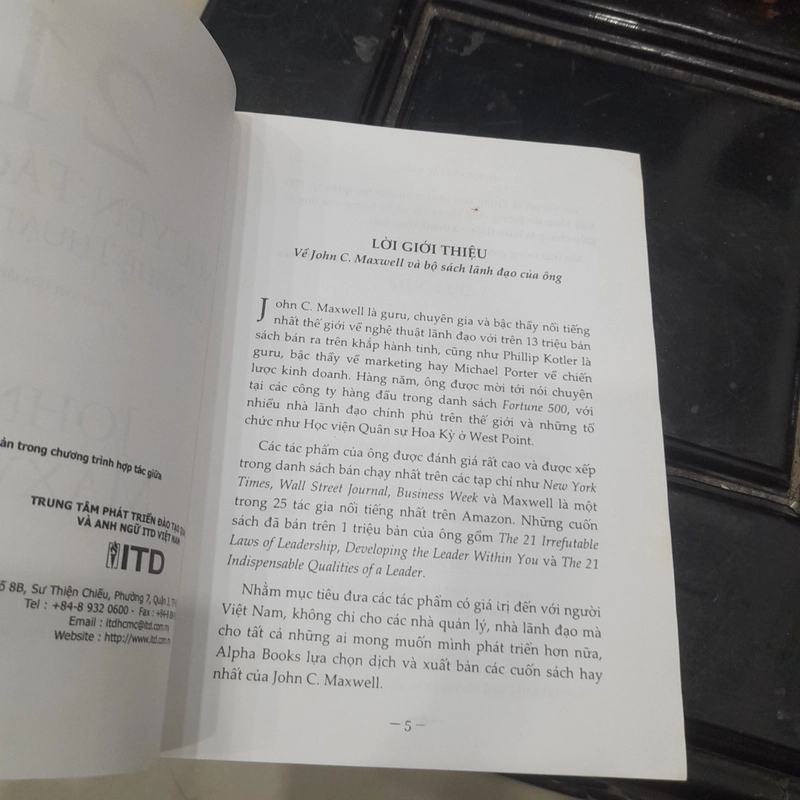 John C. Maxwell - 21 NGUYÊN TẮC VÀNG CỦA NGHỆ THUẬT LÃNH ĐẠO 363205