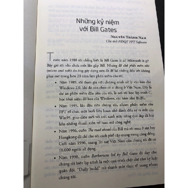 Bill Gates Tham vọng lớn lao và quá trình hình thành đế chế Microsoft 2020 mới 90% James Wallace và Jim Erickson HPB2307 KINH TẾ - TÀI CHÍNH - CHỨNG KHOÁN 190596