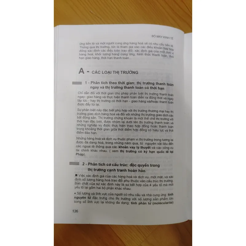 BÁCH  KHOA KINH TẾ HỌC  698395