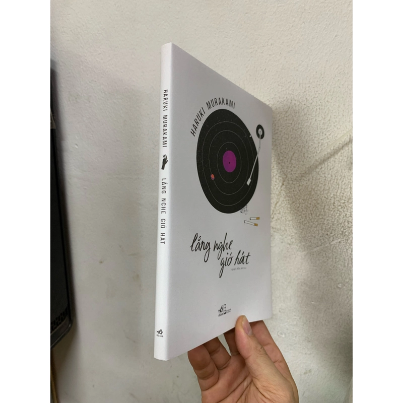 Lắng nghe gió hát - haruki murakami. 999 463449