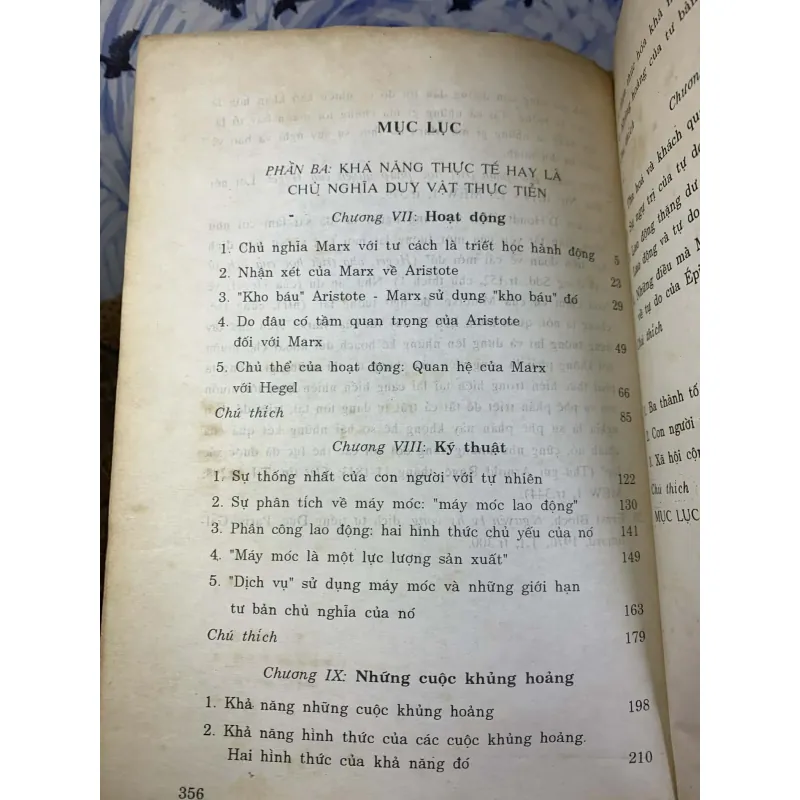 MARX, Nhà Tử Tưởng Của Cái Có Thể - Michael Vadee 782420