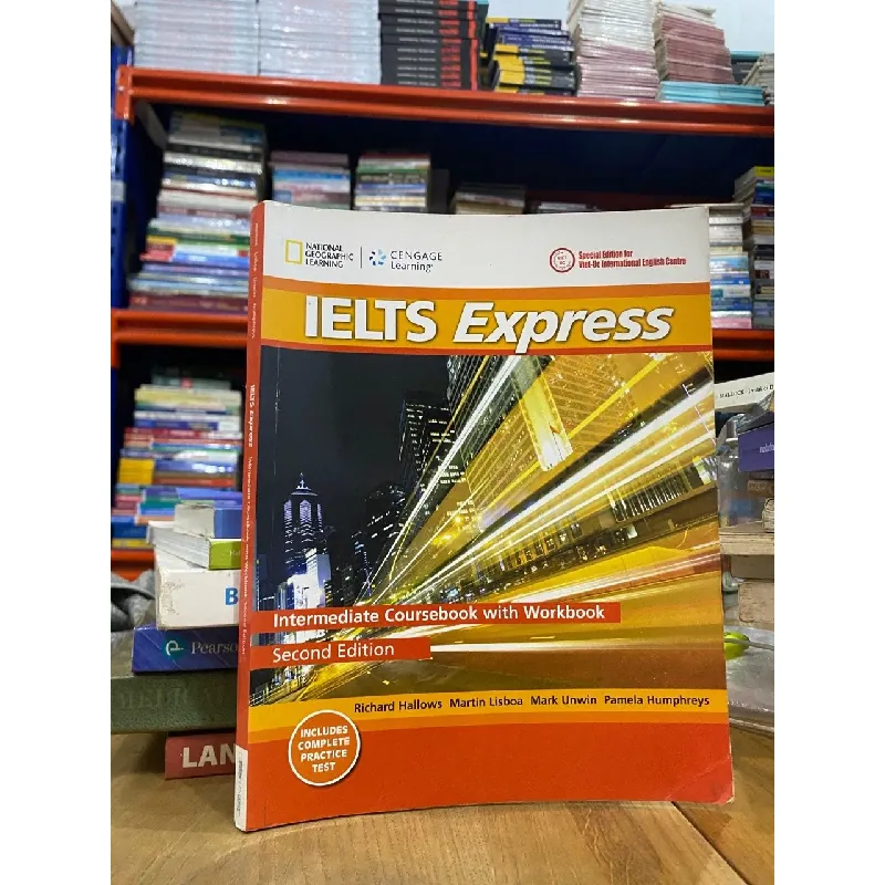 Ielts Express : Upper Intermediate Coursebook with Workbook - Richard Hallows 560778