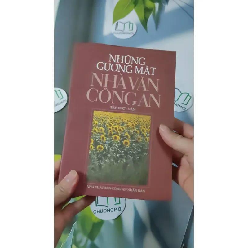 Những Gương Mặt Nhà Văn Công An (Tập thơ-văn) 928597