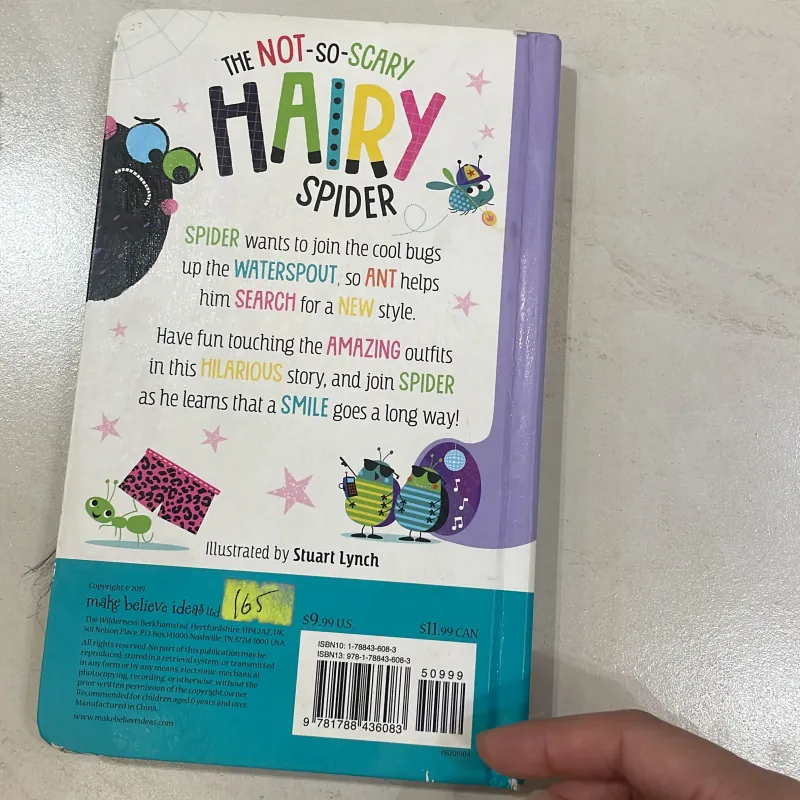 NGOẠI VĂN tiếng anh trẻ em : THE - NOT -so - SCARY HAIRY SPIDER - with touch and feel  1027845