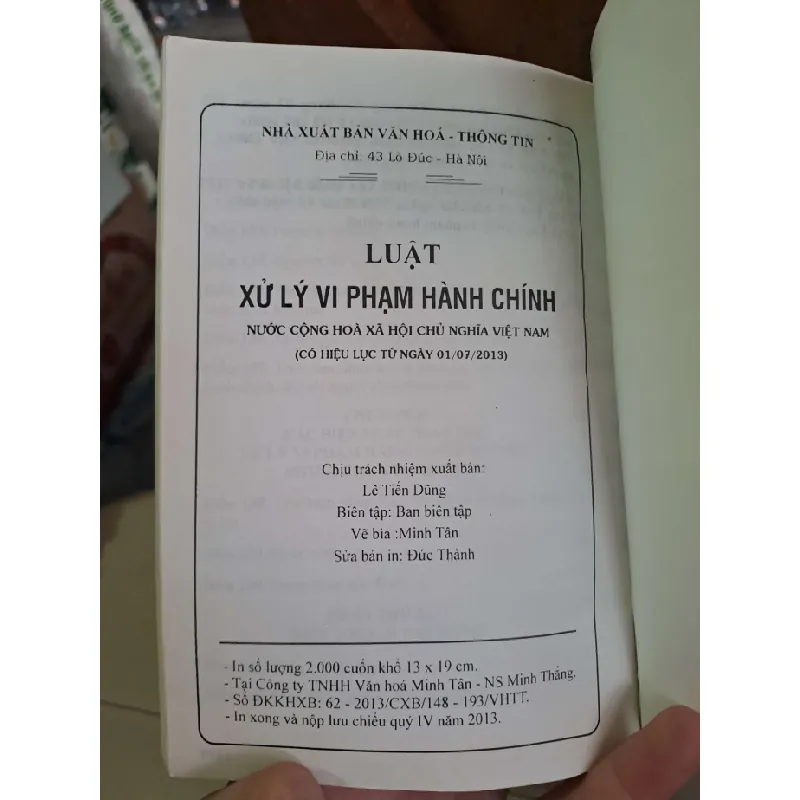Luật xử lý vi phạm hành chính LỊCH SỬ - CHÍNH TRỊ - TRIẾT HỌC HCM1008 577225