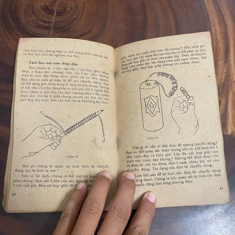 II Tựa sách: Năng Lượng Và Cuộc Sống - Đặng Thanh Châu & Nguyễn Huy Liệu - 1982 463750