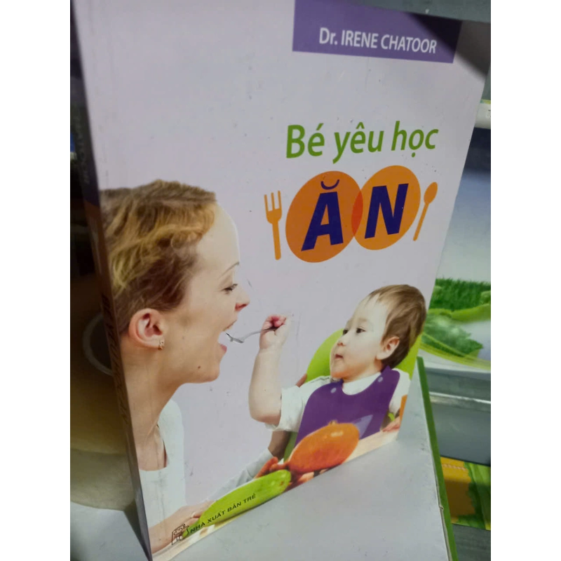 bé yêu học ăn 519418