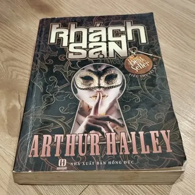 Khách sạn - Arthur Hailey 749277