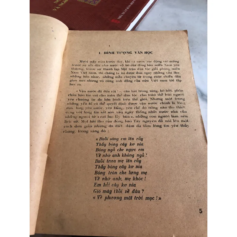 Thường thức lý luận văn học  1031766