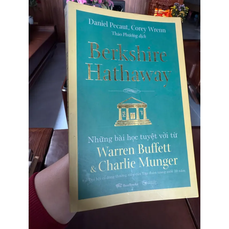 Berkshire Hathaway – Bài học đầu tư từ Warren Buffett & Charlie Munger | Sách kinh doanh 972156