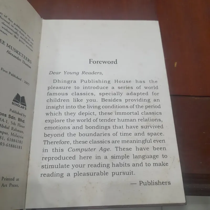 Illustrated Classics Series - THE THREE MUSKETEERS 733963