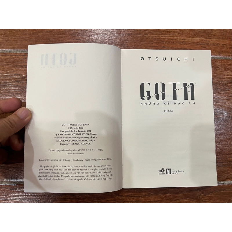 Goth - Những Kẻ Hắc Ám (k1) 540943