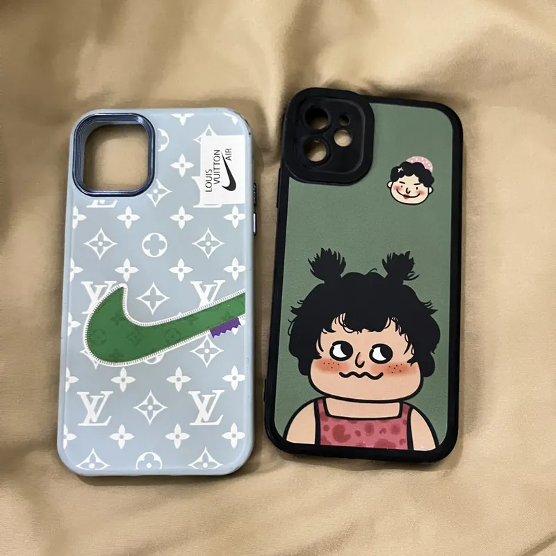 2 cái ốp lưng iphone 11  592556