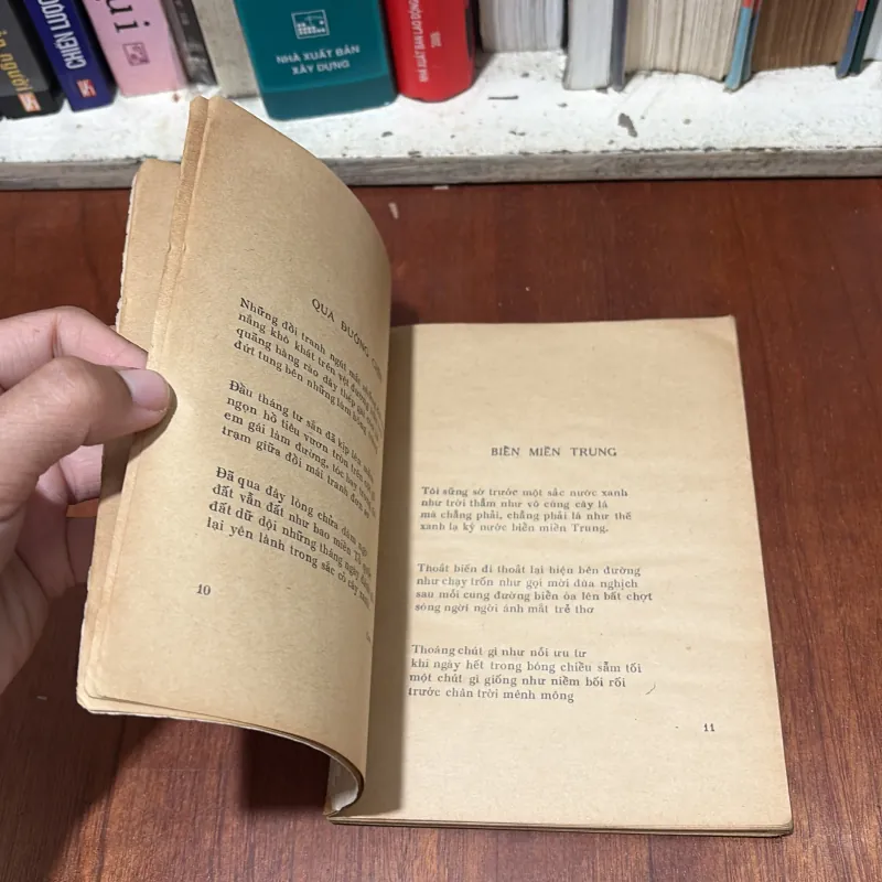 II Thơ: Đến Với Dòng Sông - Ý Nhi - 1978 765388