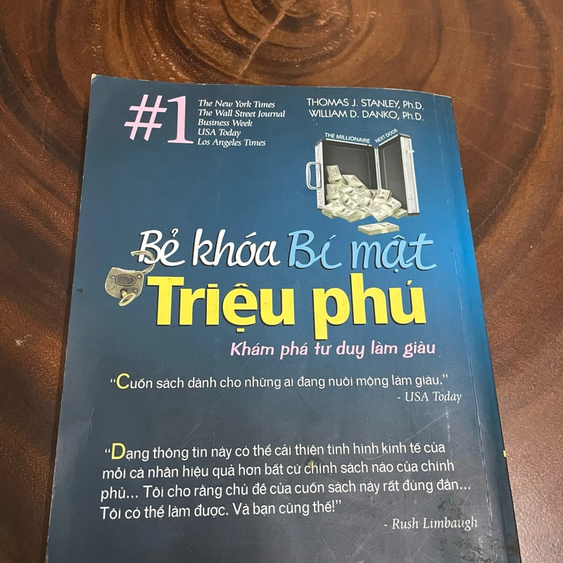 Bẻ Khoá Bí Mật Triệu Phú _ Khám Phá Tư Duy Làm Giàu - Thomas J. Stanley & William D. Danko 444130