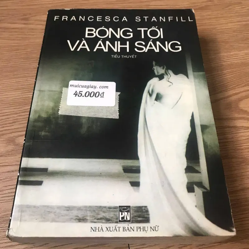 Bóng tối và ánh sáng - Francesca Stanfill 926091
