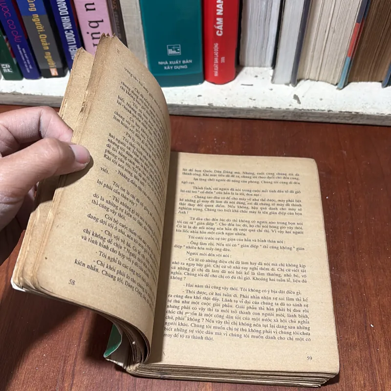 II Tiểu Thuyết Tự Truyện: Sống Và Chết Ở Thượng Hải (Tập 1) - Trịnh Niệm - Đặng Thiền Mẫn 759310