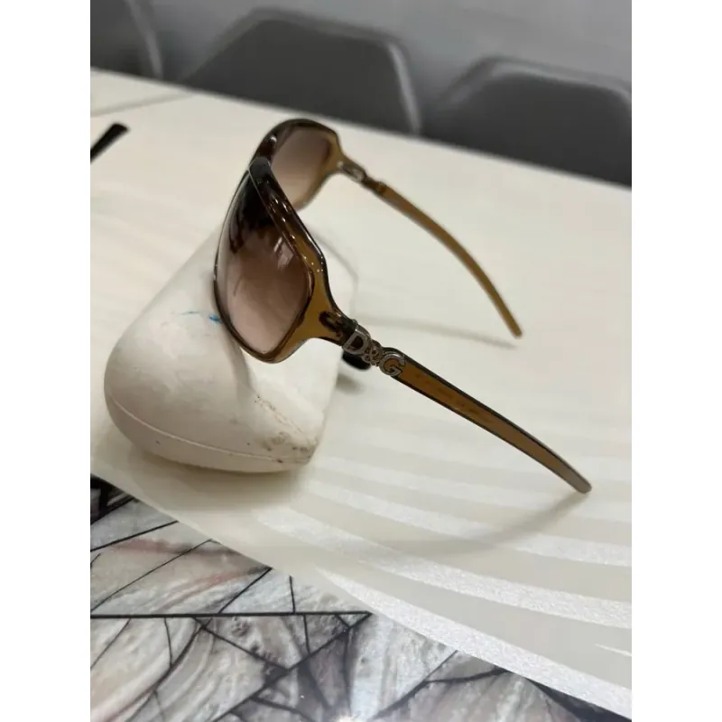 kính hiệu D&G 933410