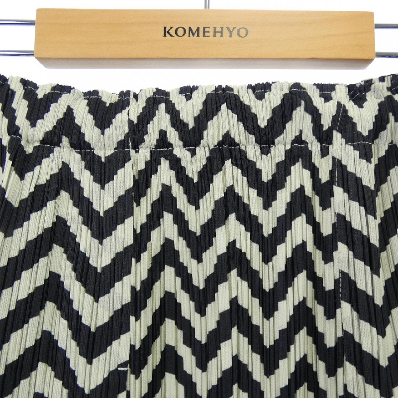 Pleats Please 2015 Kẻ Zigzag PP51-JG435 7570012 Váy - Hàng hiệu Chính hãng 808499