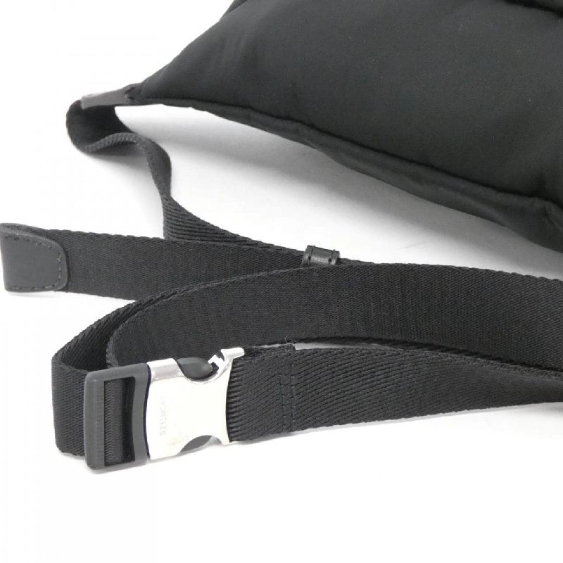 Moncler Felicie 5M00001 M4659 Túi đeo hông - Hàng hiệu Chính hãng 765086