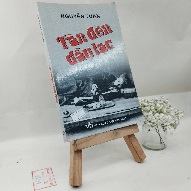 Tàn Đèn Dầu Lạc - Nguyễn Tuân 130408