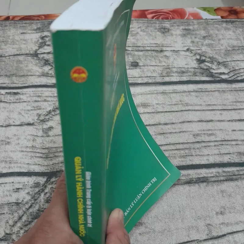 Giáo trình trung cấp chính trị- Quản lý hành chính Nhà nước. Học viện chính trị QGTPHCM 570942