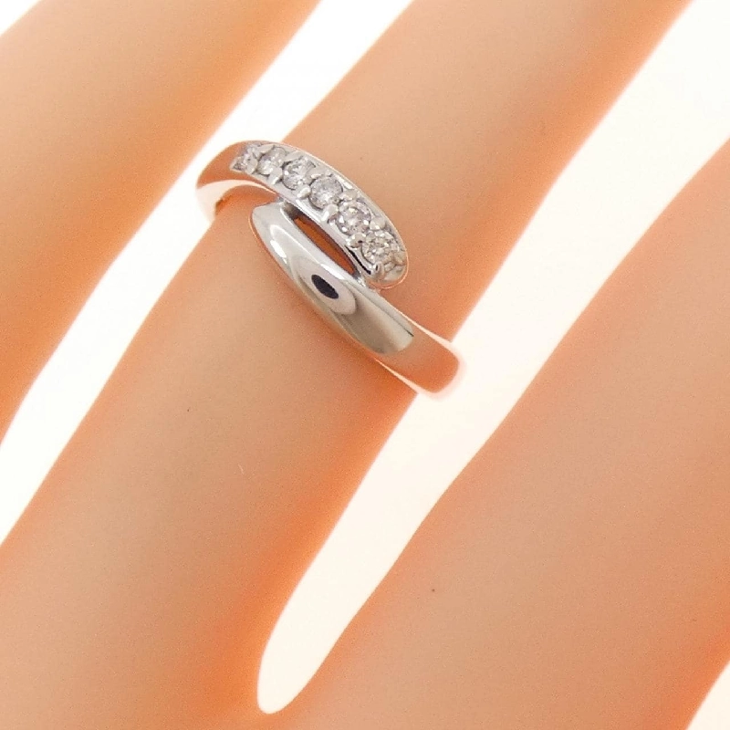 Nhẫn kim cương K18WG 0.1CT - Hàng hiệu chính hãng 855572