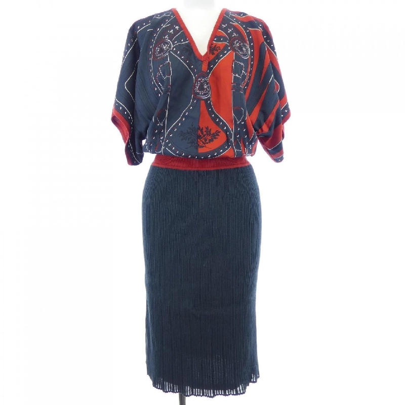 HERMES GRAND TRALALA 2E2840DO Váy đầm - Hàng hiệu Authentic 812299