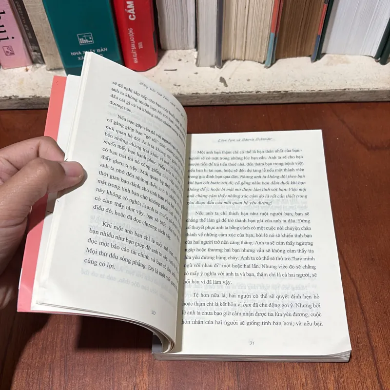 Tủ Sách Quý Cô: Sống Bản Lĩnh Theo Cách Một Quý Cô - ELLEN FEIN, SHERRIE SCHNEIDER - 2020 756772