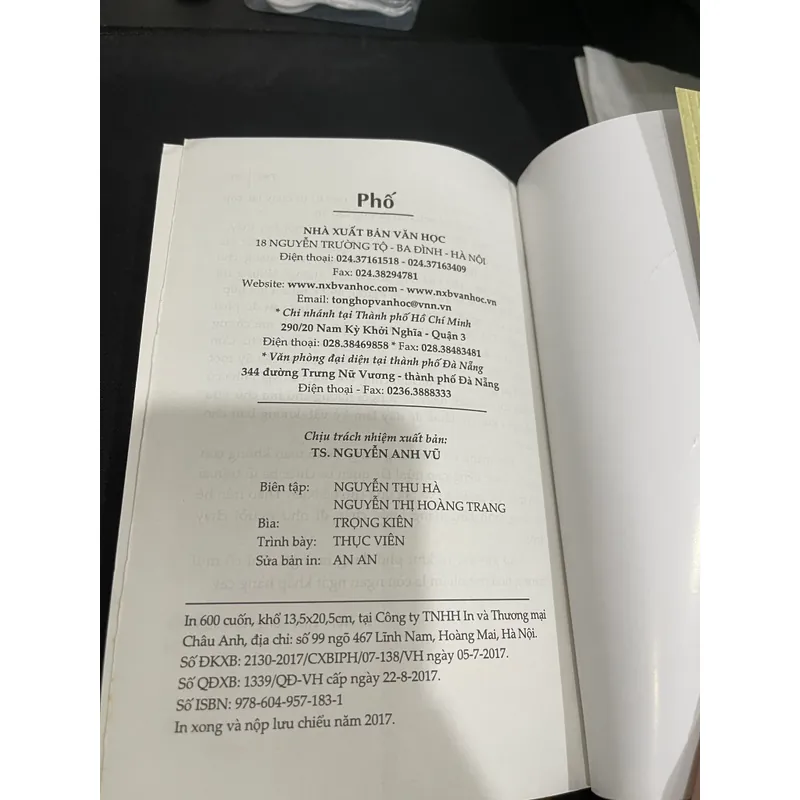 “Phố” - Chu Lai (sách mới 90%) 592763