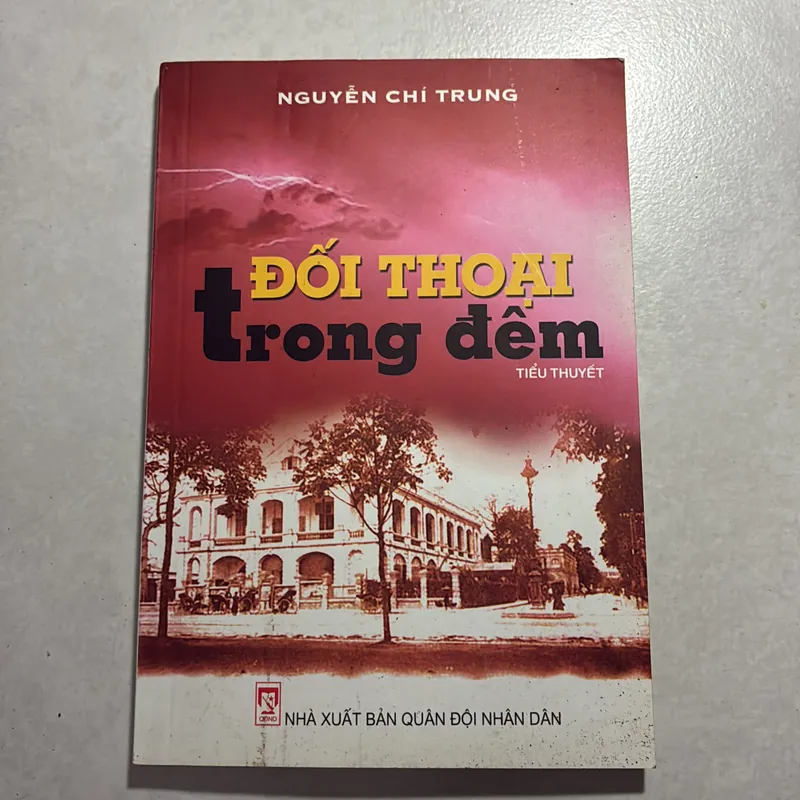 Đối thoại trong đêm - Nguyễn Chí Trung 736579