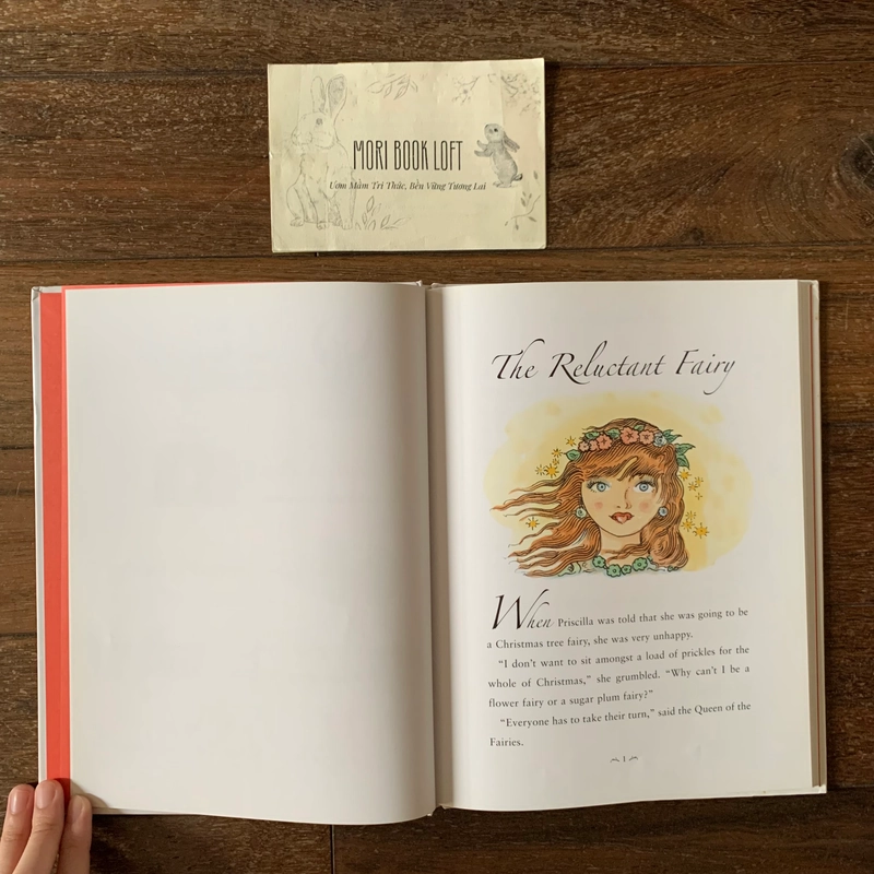 Sách ngoại văn Christmas Treasury, Used, Bìa cứng 360724