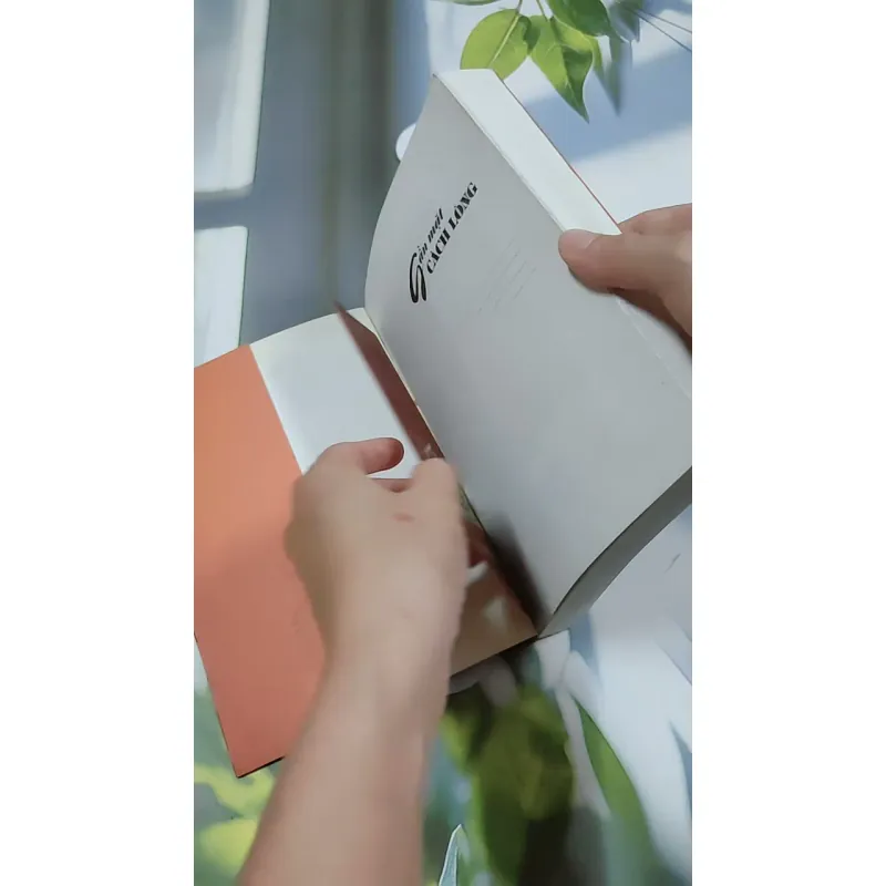 Gần Mặt Cách Lòng - Tạ Hồng 744733