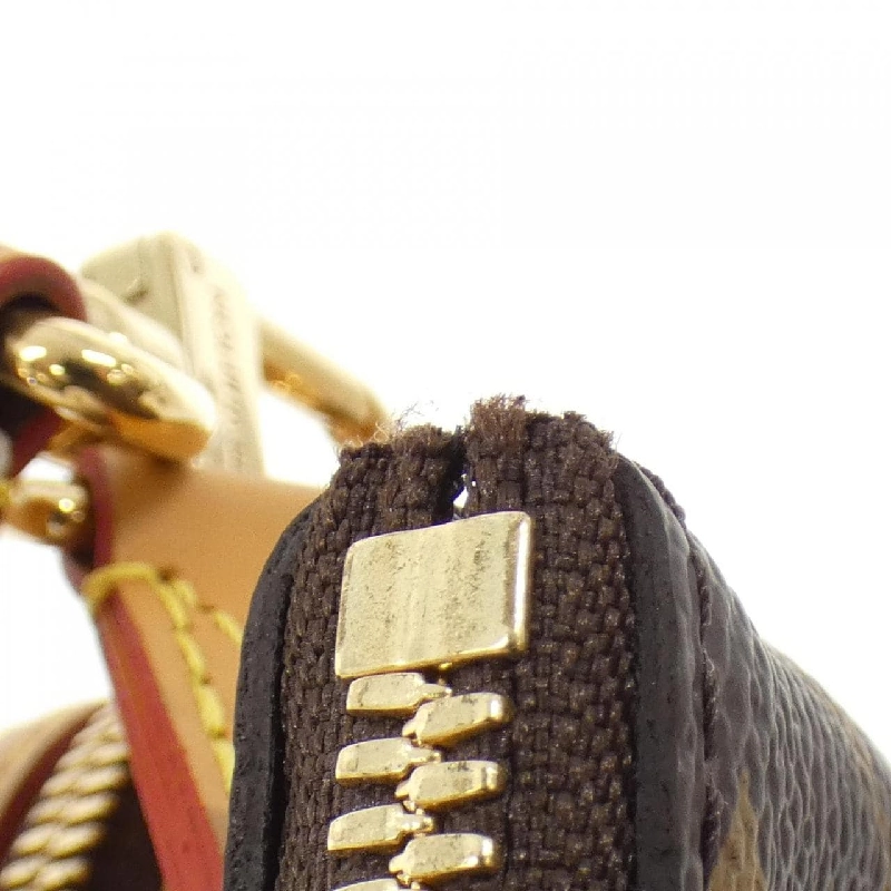 Túi đeo chéo Louis Vuitton Monogram Stripe (LV Squared) Trio Messenger M45965 613185