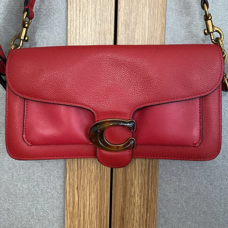 Túi Coach dòng Tabby đỏ (đeo vai, đeo chéo) 525517