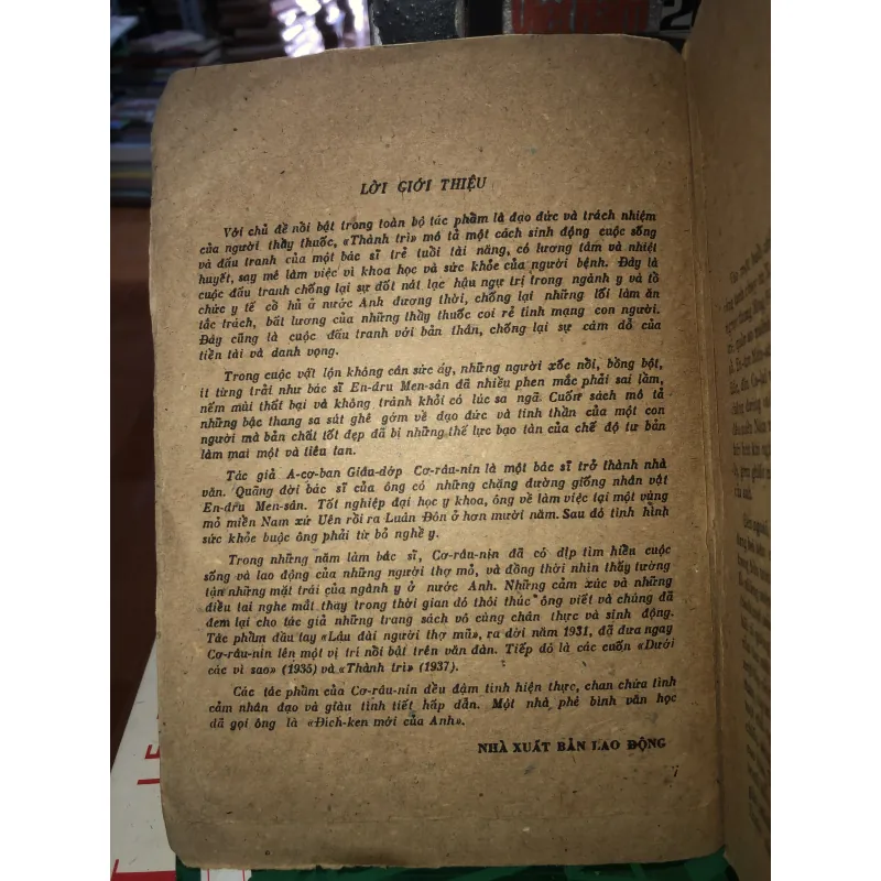 Thành trì - A. Crâu-nin 785855