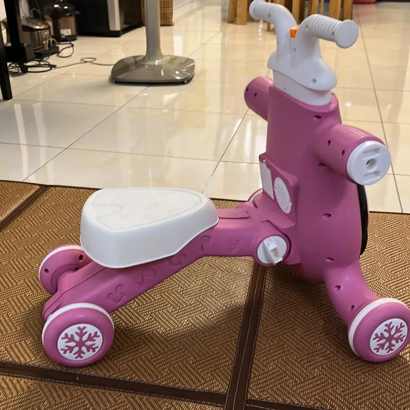 Xe chòi chân phát nhạc cho bé 1002604