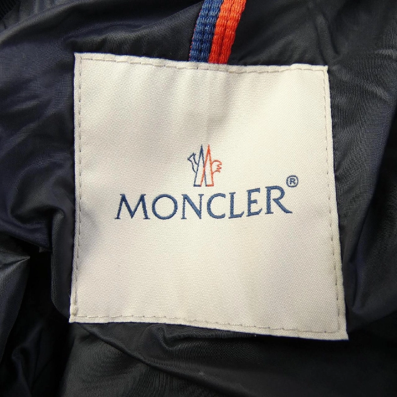 Moncler MONCLER HERMINE Áo khoác lông 633571