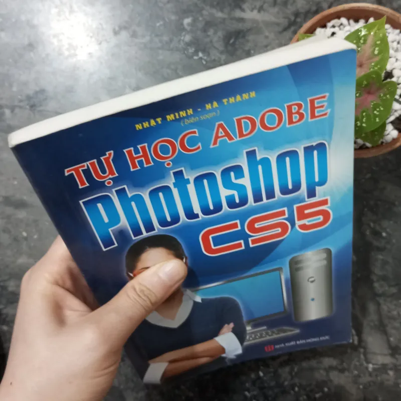 Sách Tự học Adobe Photoshop CS6 - minh hoạ chi tiết [Sách Học Đồ Họa Cơ Bản] 1009956