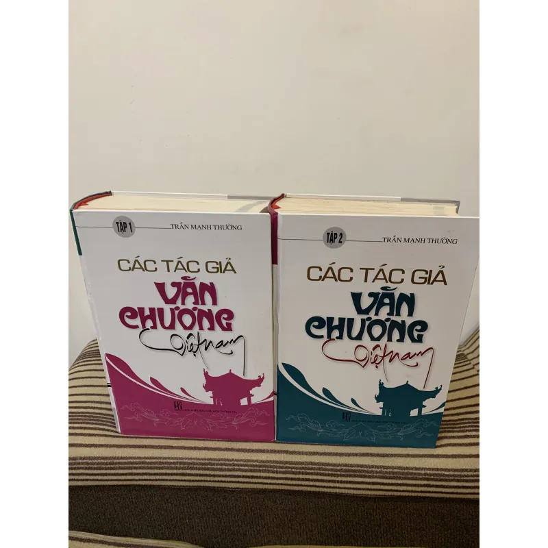 Các tác giả văn chương Việt Nam 1043165