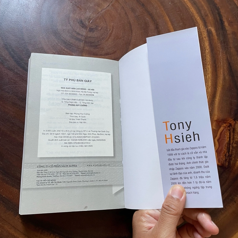II Tựa sách: Tỷ Phú Bán Giày - TONY HSIEH - 2020 444240