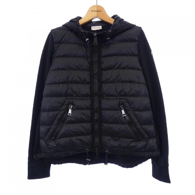 Moncler MONCLER 20938496000 Áo khoác lông 627979