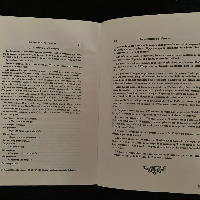 Kinh thành Huế & Tế Nam giao -Léopold Cadière 1005145