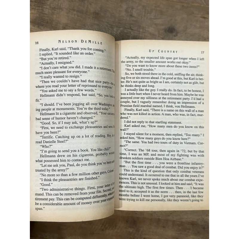Up Country - Nelson DeMille 736316