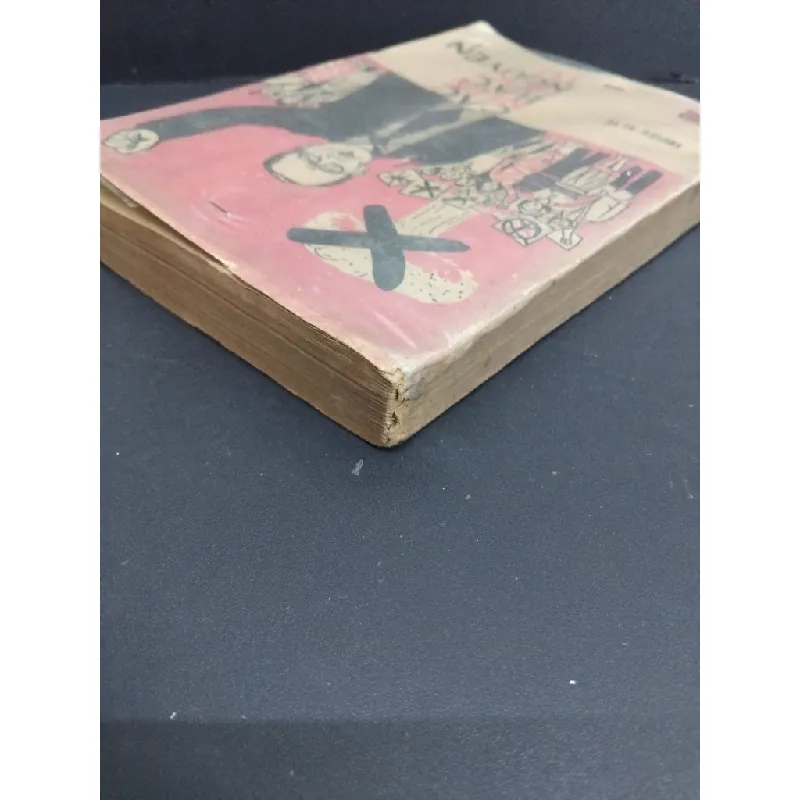 Truyện kể về các nhà bác học nguyên tử mới 70% bẩn bìa, ố vàng, tróc bìa, tróc gáy 1985 HCM2811 Robert Jungk VĂN HỌC 692804