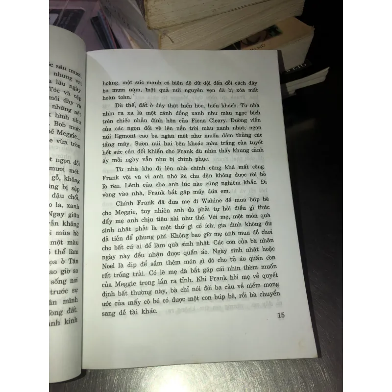 Những con chim ẩn mình chờ chết - Colleen M.c Cullough 976561