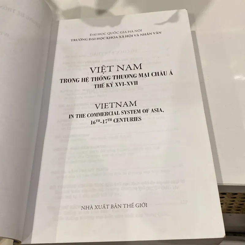 VIỆT NAM TRONG HỆ THỐNG THƯƠNG MẠI CHÂU Á THẾ KỶ XVI-XVII (XB 2007) 1000865